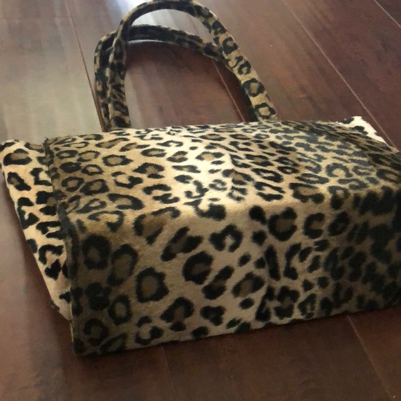 Handbags - 🔵Leopard Print Tote